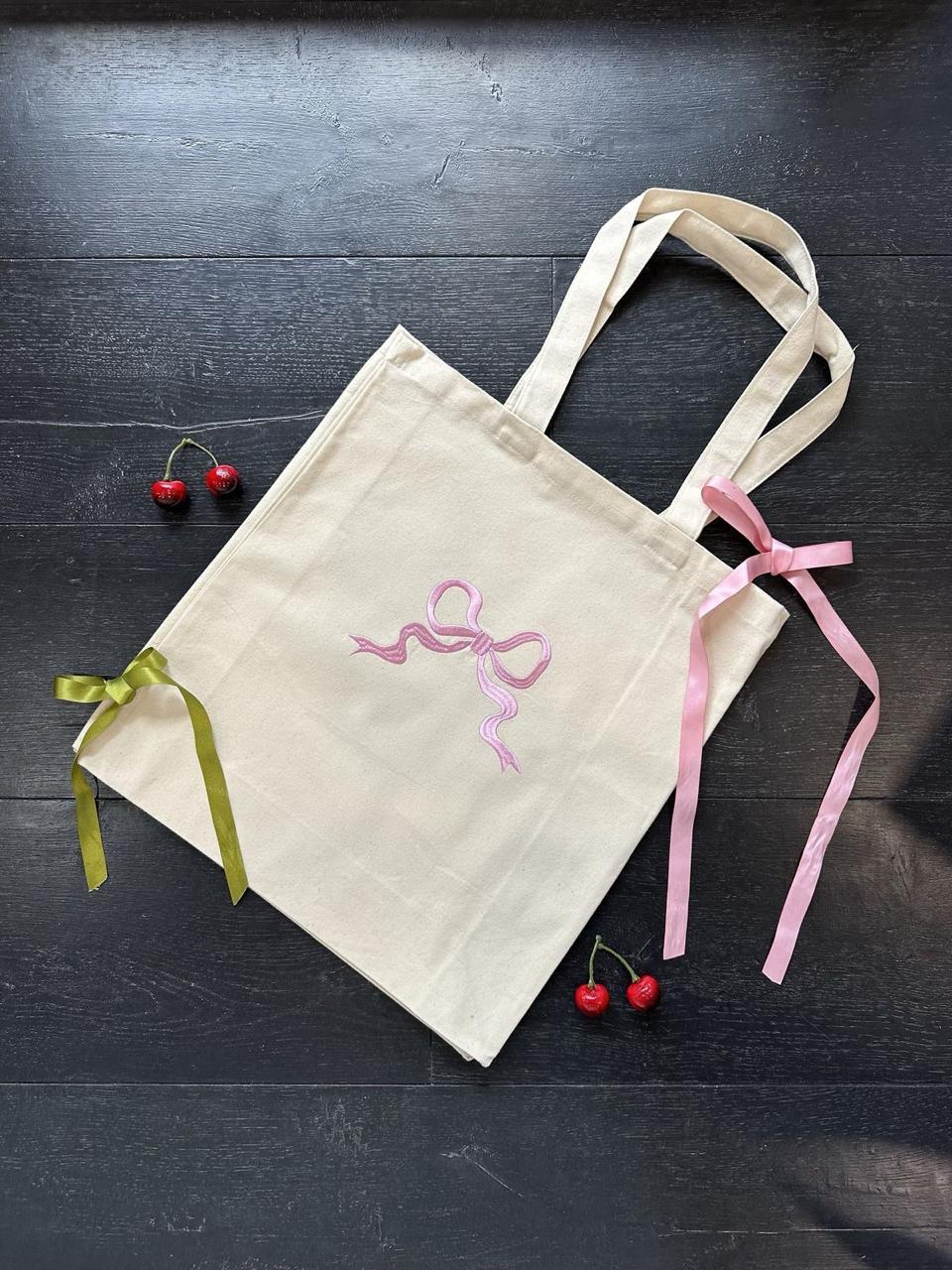 Bow Embroidery Tote Bag